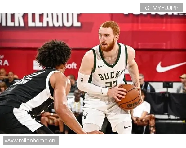 勇士赛场爆发小插曲,裁判如何处理?